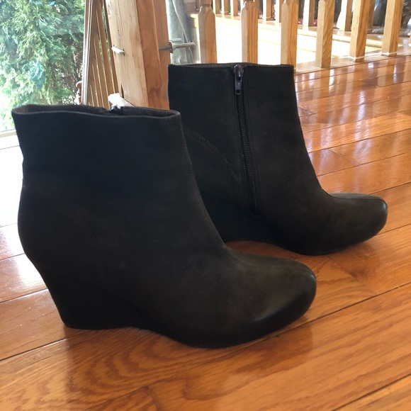 Nicole Brown Leather Ankle Boots - Picture 3 of 4
